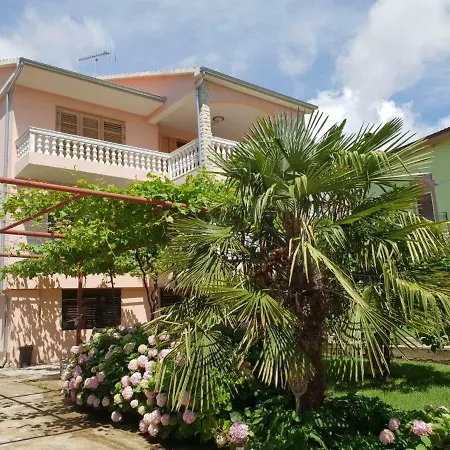 Tiho I Sladana ブロダリツァ