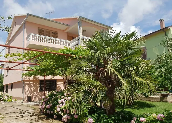 Tiho I Sladana ブロダリツァ